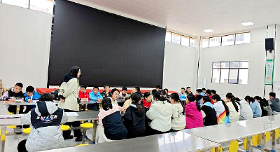 七河中学：为“心”赋能 助力成长