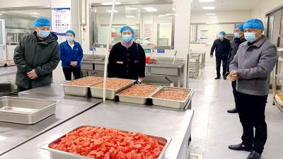 房县第一中学：家校同心 “食”刻守护