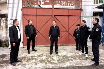 化龙堰镇：拧紧安全生产“阀门” 专项检查守护群众平安