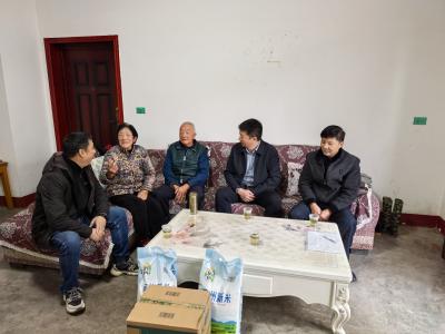 白鹤镇：走访慰问送关怀 真情暖心聚力量