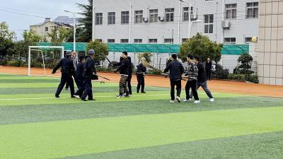 房县七河中学：开展反恐防暴应急演练 筑牢校园安全防线 
