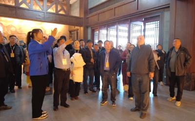 全国经销商齐聚房县 盛赞黄酒产业发展成效