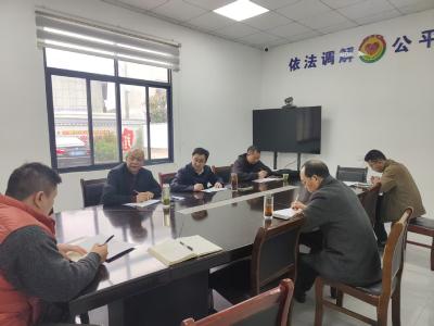 化龙堰镇：“护苗”在行动  用心守护校园安宁 