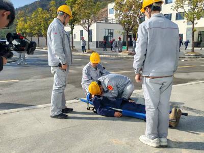 化龙堰镇：消防演练淬硬功，以练促防护安全