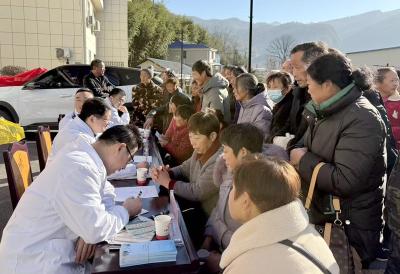 市人民医院到九道乡开展义诊与航空救援勘察 双线守护山区群众健康