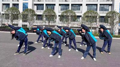 房县职业技术学校：多彩大课间 活力满校园