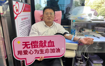 房县东城小学：卷袖献热血 师者显担当