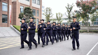 县城管执法局：开展岗位练兵 提升执法服务水平