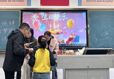 房县东城小学：暖心家访+生日惊喜 “小逃兵”变回爱校娃