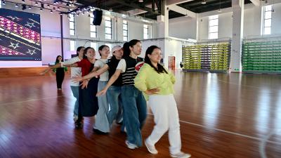 房县第一中学：一起“趣”运动 越来“悦”健康