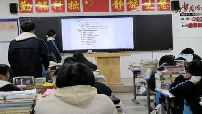 房县职业技术学校：提升消防意识 共建平安校园