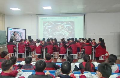 AI赋能科学课堂：房县实验小学课改研修让知识“活”起来