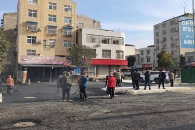 城关镇：畅通惠民路 点亮烟火气