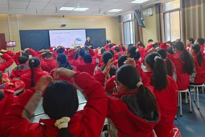 房县东城小学教联体：聚焦课堂提质量 以评促教共成长