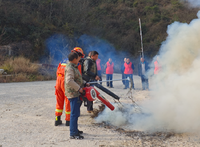 红塔镇：举办2025年森林防灭火演练