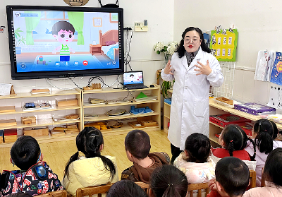 房县幼儿园：推动“家园”共育 助力幼儿健康成长