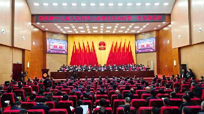 县第十九届人民代表大会第五次会议开幕