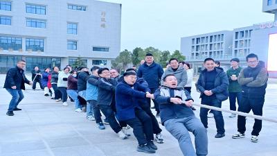 房县第一中学：“拔”出精彩 “河”作共赢