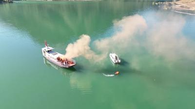 房县开展水上交通安全应急救援综合演练