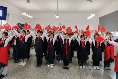 门古寺镇河兴小学：红歌嘹亮庆元旦 少年欢歌颂华章