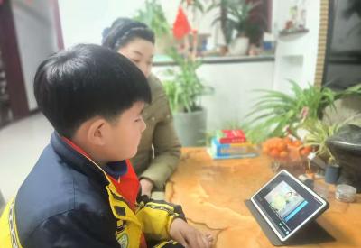 房县东城小学：家校同心护成长 科学沟通解困惑