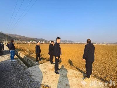 房县：三方携手签约 智能农机赋能农业现代化发展