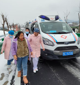 门古卫生院联合县妇幼保健院接力开展“生命救援”