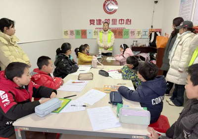 城关镇：假期托管解民忧 温情服务伴成长