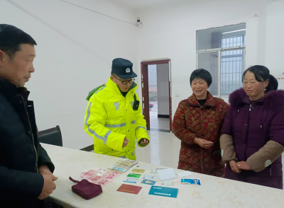 窑淮镇：悲痛中坚守诚信 拾金不昧暖乡邻