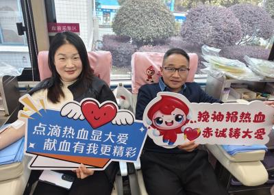 房县东城小学：教师无偿献血显担当点滴热血传递温暖