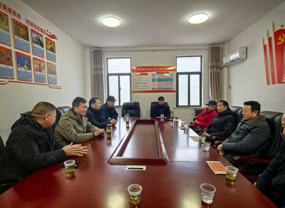 房县关爱退役军人协会：党建引领聚合力 情系老兵暖人心