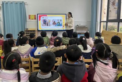 城关镇第二幼儿园：传承雷锋精神 争做文明幼儿