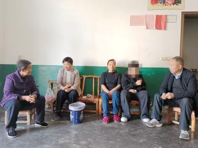 大木小学：翻山越岭叩心门 以爱为舟护成长