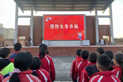 军店镇：法治护航成长 安全守护童年