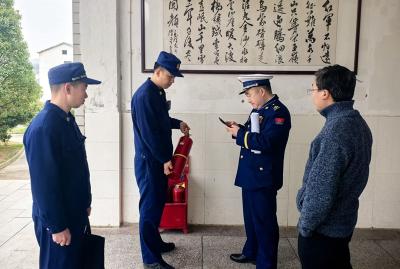 门古寺镇河兴小学联合县消防部门开展校园消防安全专项检查