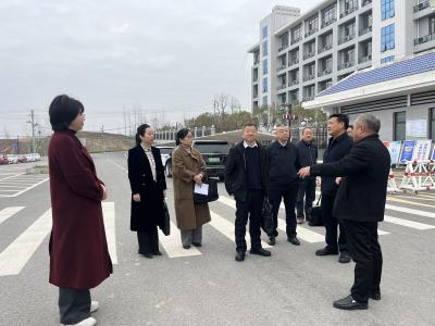 县人大常委会开展职业教育法律法规贯彻落实情况专题调研