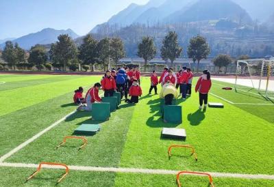 特色课间活动护成长