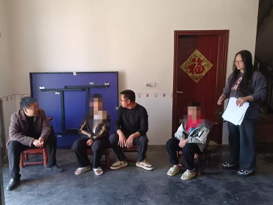 尹吉甫学校：全员家访暖人心 家校共育促成长