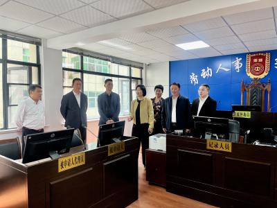 县政协开展“完善协商协调机制 构建和谐劳动关系”专题视察