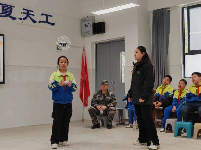 无人机、机器狗、机器人助阵 军店小学研学科技感爆棚！
