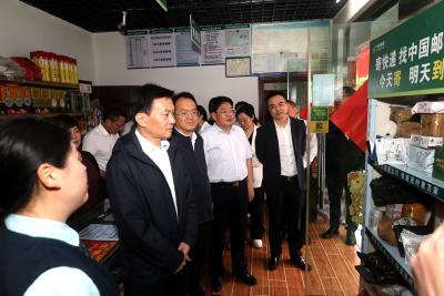 省交通运输厅、省邮政管理局、省邮政分公司来房调研“快递进村”邮政兜底专项试点工作