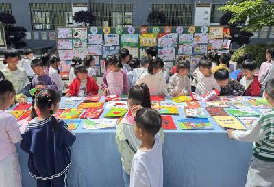 房县东城小学：书香润童心 红色伴成长