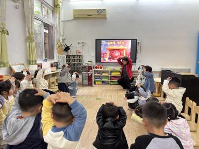 房县幼儿园：防震减灾  安全“童”行