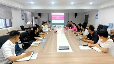 房县公积金办：党建共建送服务 政策宣讲进园区