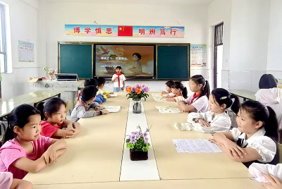 白鹤镇石堰河小学：诵读古今浸润童心 声声故事点亮校园