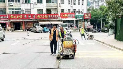 房县交通运输局：补齐安防设施 护航群众出行