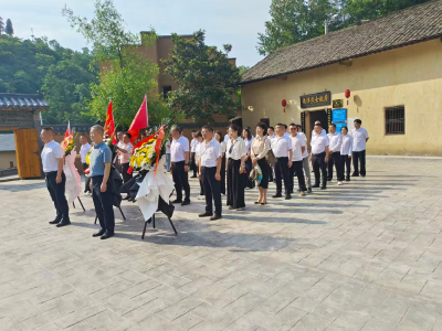 房县：铸魂提能促发展 律师助力建支点