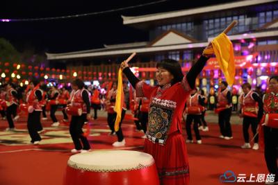 恩施建始：“春风行动”邂逅非遗民俗 传统文化与就业招聘的春日之约