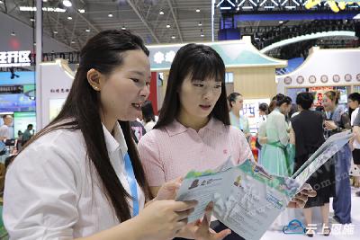 恩施巴东：70多种特色产品亮相2025中国文化旅游产业博览会