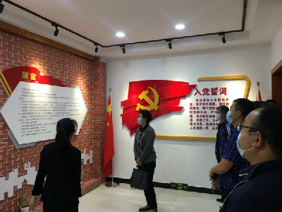 张湾区交通局参观红色教育基地，激励党员干部牢记使命担当